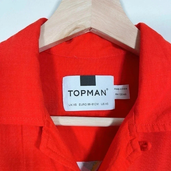 TOPMAN | HAWAII RED  GRAPHIC SHIRT - Picture 6 of 11